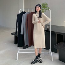 With a coat and a base knitted sweater dress womens autumn and winter inner skirt temperament is thin and versatile knee long skirt