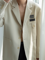 Day and night round back oversize minimalist College Outline Glistening Collage in suit jacket Womens spring and autumn