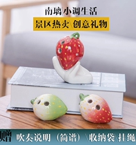 Ocarina six holes Alto C tune porcelain flute childrens toys pendant cartoon strawberry scenic spot hot sale