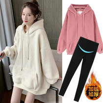Pregnant women winter suit 2021 New Korean letter embroidery Lamb hair hooded sweater womens maternity wear autumn and winter