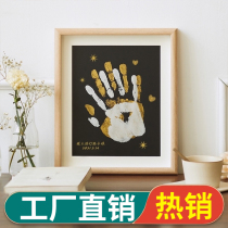 Gift souvenirs played with boyfriend according to the first anniversary meaning between palm prints draw couple handprint photo frame diy