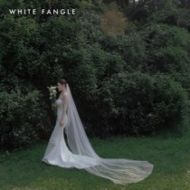 WHITE FANGLE looks at the long bridal plain Italian net yarn soft elegant retro tour