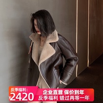  2021 new imported merino lamb fur wool one-piece jacket womens short lapel motorcycle trend jacket