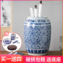 Jingdezhen ceramic calligraphy and painting storage cylinder large blue and white porcelain calligraphy scroll cylinder study quiver new Chinese porcelain ornaments