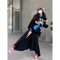 2022 Morning Spring Bottling New Port Taste Black Corset Small Crowd Design Sensation Blouse Irregular long dress Two suits