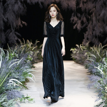 Velvet evening dress female 2021 new banquet high-end black high-end texture gas queen performance dress long dress