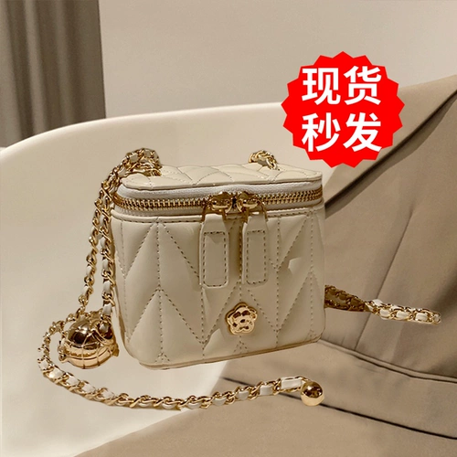 Горный чай, коробка, маленькая сумка на одно плечо, коллекция 2023, в стиле Шанель, на цепочке