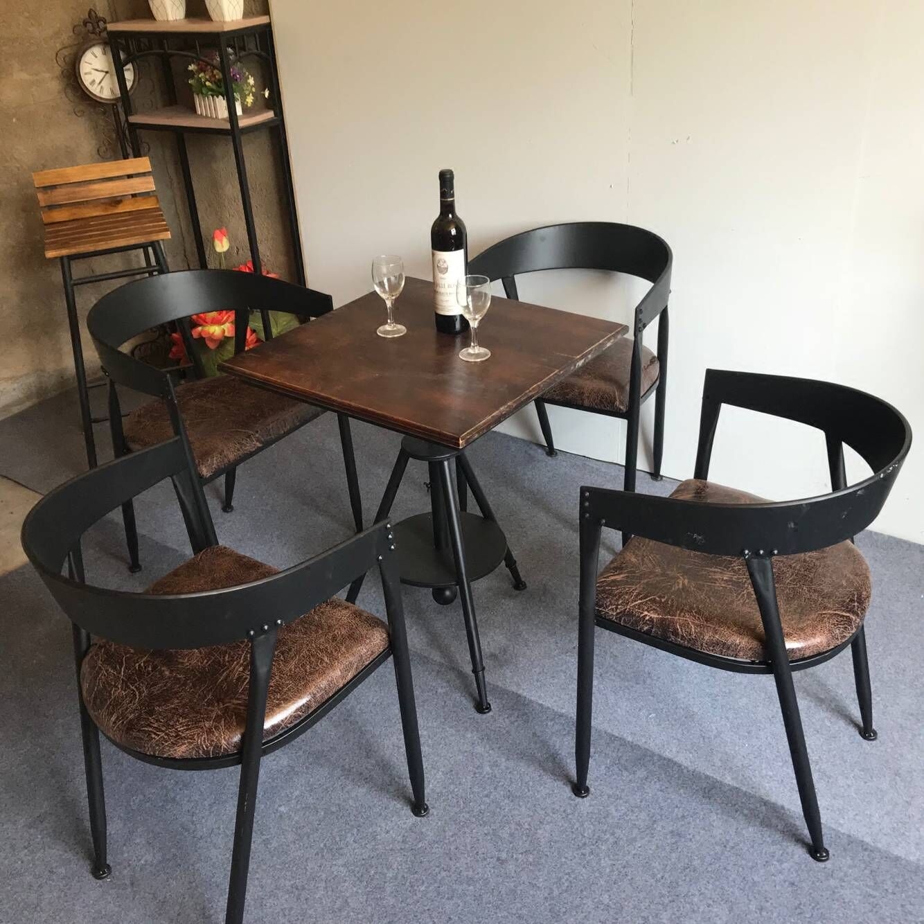Iron dining chair leisure chair negotiation chair simple solid wood modern industrial wind milk tea shop coffee shop table and chair combination