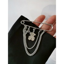 Personality fashion multi-layer chain brooch Creative bear pin shape ins fashion suit accessories 1825