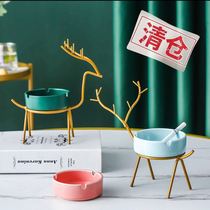 Nordic Net Red Home Ashtrays Bedside Office Living Room Swing Pieces Creative Little Deer Decorative Iron Art Cigarette Cylinders