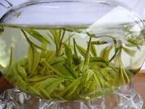 Authentic specialty Rare pre-rain premium tea Anji White Tea 2021 New tea Bulk packaging Alpine green tea 250g