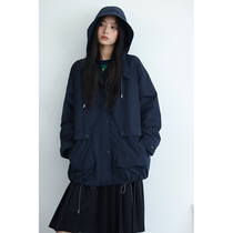 Narrative old oldtimes tooling wind light easing long style with cap pumping rope submachine clothing invisible fog mountain W5422