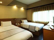  Standard Room at Imperial Hotel Hong Kong