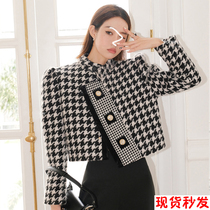 Small fragrant wind plaid wool pear buckle short coat women autumn and winter heavy industry thousand bird grid stripe Stitching small suit