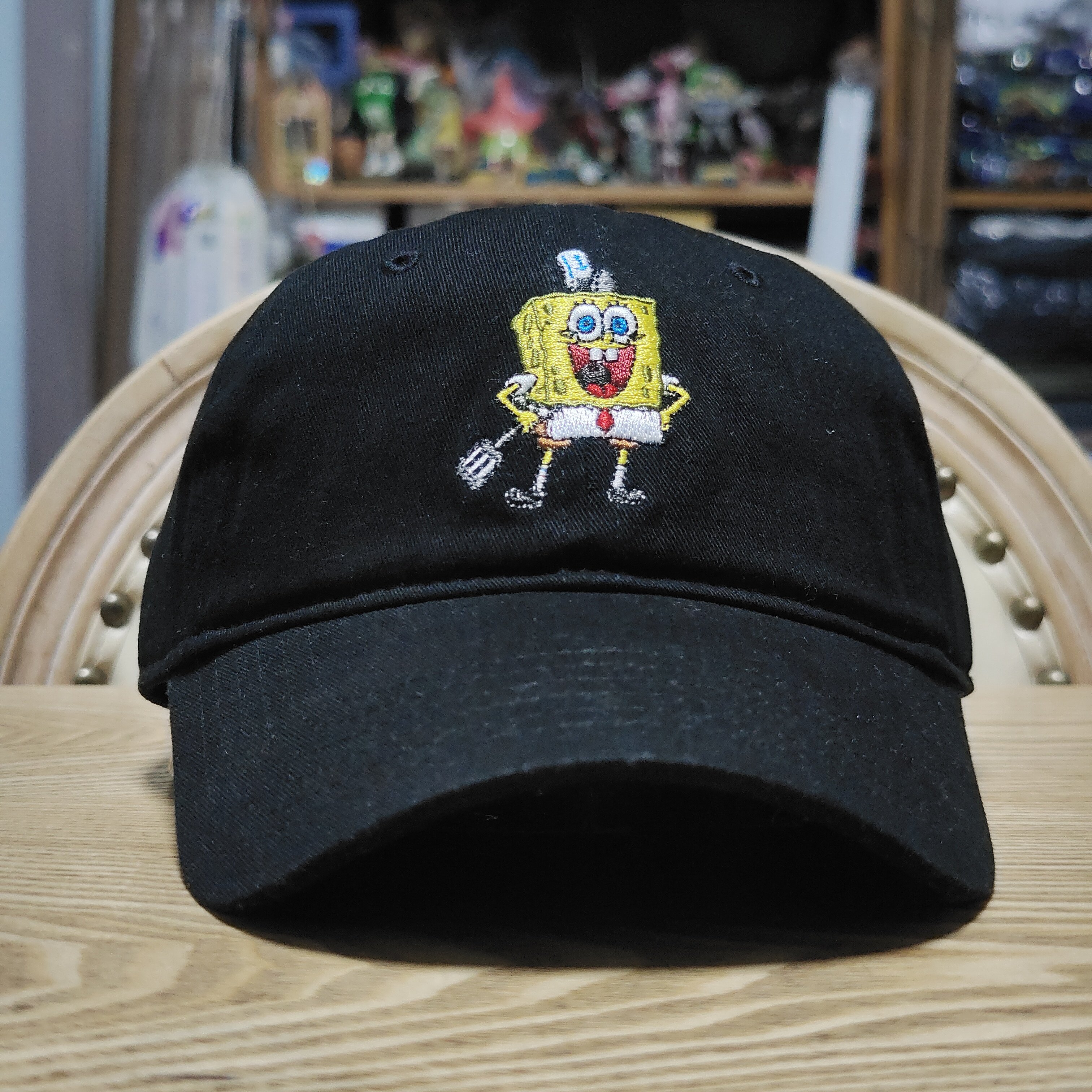 🎩 带着海绵宝宝里的蟹堡王帽子的乌贼王・文件用于STL 三维打印・Cults, image size:3024x3024