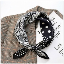 Classic Inn Wind Real Silk Little Square Scarves Woman Silk Scarf Slim silk scarf Spring autumn 100 hitch Decorative Mulberry Silk Scarves