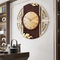 New Chinese style solid wood Xiangyun wall clock Household fashion light luxury decorative clock living room wall-mounted quartz clock atmospheric clock