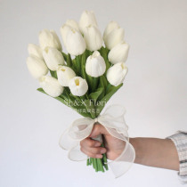 Feel tulip hand bouquet Bride wedding simulation bouquet fake flower Korean photography props Wedding photo studio photo