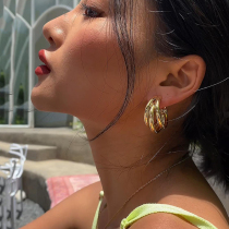 CE European and American French gold earrings womens light luxury niche high-end sterling silver earrings summer light luxury retro ear accessories