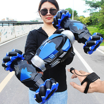 Gesture sensing four-wheel drive off-road vehicle deformation remote control car large torsion electric climbing car Childrens boy toy