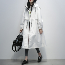 White windbreaker womens long model 2021 Autumn New Korean hooded loose slim fashion temperament overcoat