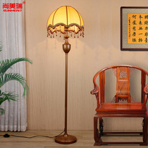 New Chinese floor lamp Ming and Qing classical retro vertical lamp Living room floor lamp European antique sheepskin remote control dimming