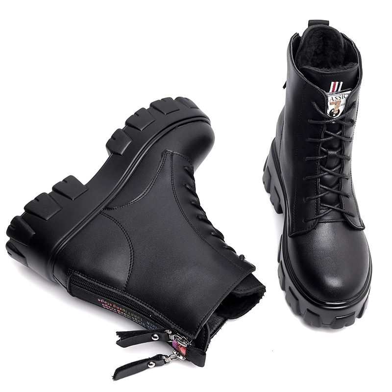 Inner high boots womens 2020 autumn winter new Korean version of the casual womens boots net red thin boots Martin boots women