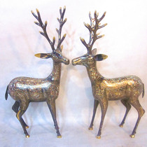 Pakistani handicrafts bronze carving road road lovers deer Fushou deer fortune deer exotic gifts real shot