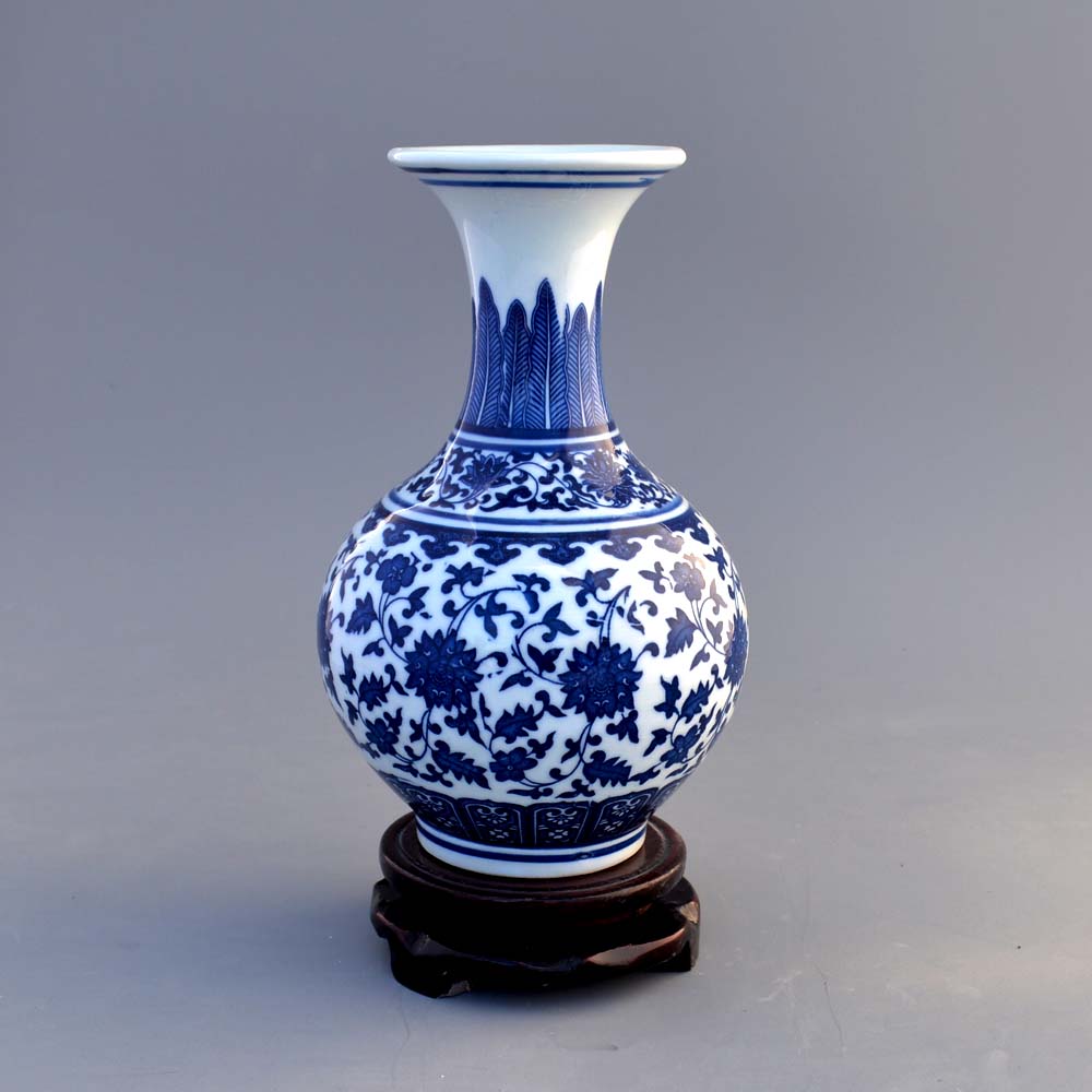 [$7.13] Vase, porcelain, antique, blue and white porcelain vases