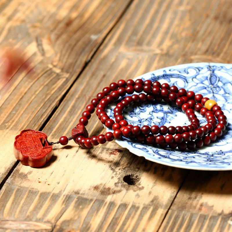 (Rich Mantang) small leaf purple sandalwood rich lock pendant redwood pendant with Buddha beads hand string 6mm bracelet hanging chain