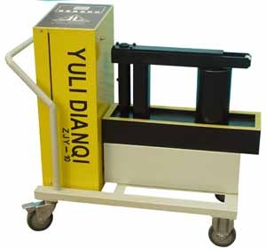 The ZJY-10 No. trolley bearing induction heater is mounted with a removal tool