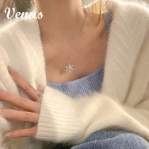 Rotatable snowflake necklace womens sterling silver light luxury niche 18k white gold 2022 new sweater collarbone chain gift