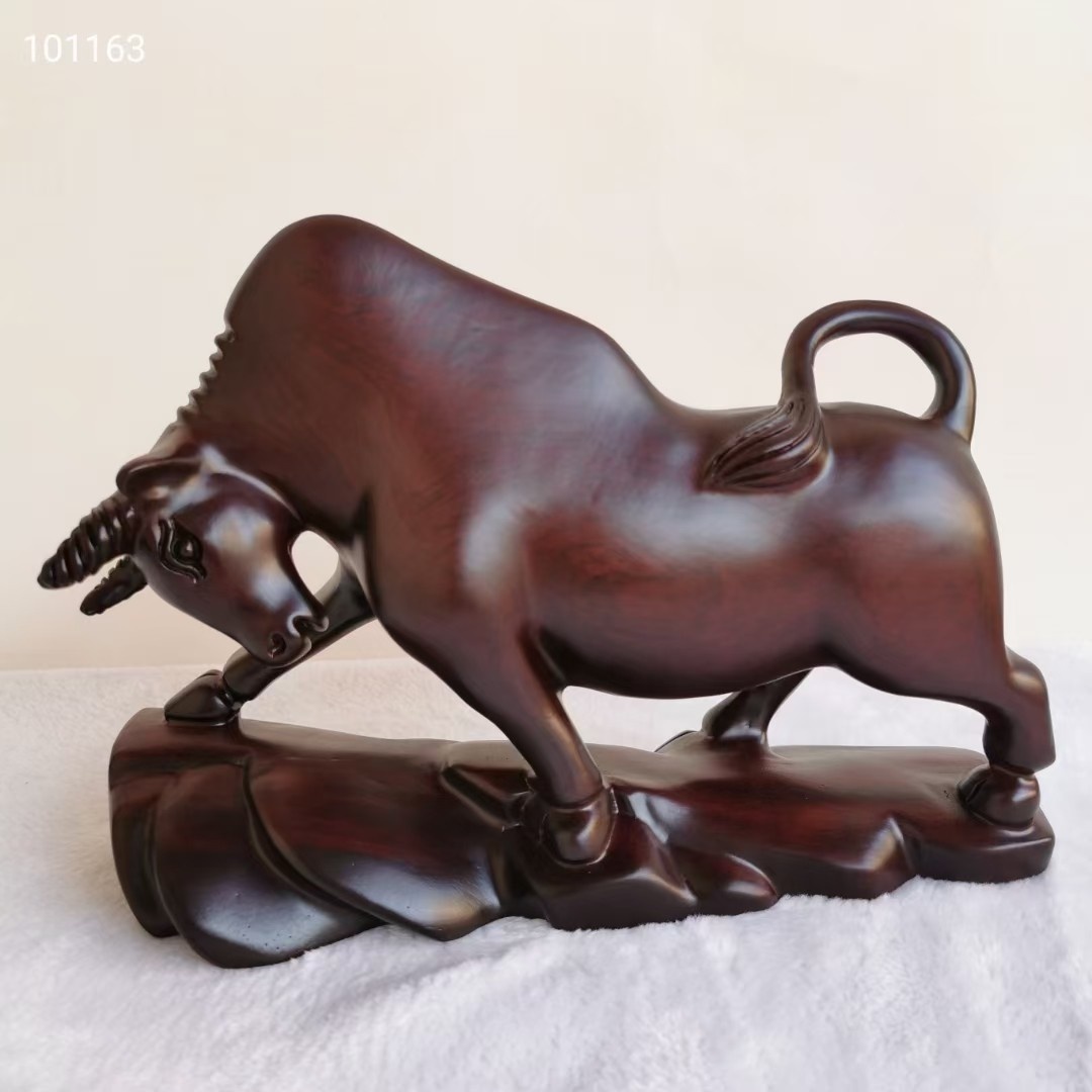 Ebony wood carved cattle set piece Wall Street day shepherd children playing flute solid wood carving crafts desktop money office
