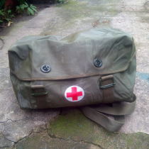 New inventory retired in the 1970s and 1980s Vietnam War rainproof waterproof medical bag backpack CS field props