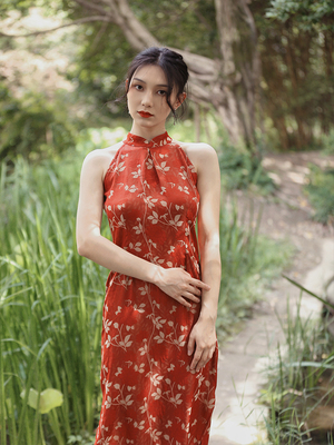 taobao agent Retro red brace, evening dress, Chinese style