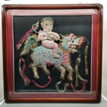 Qing Dynasty old embroidery unicorn send a pair of embroidery