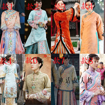  That year the flowers were blooming and the moon was Zhengyuan Sun Li the same costume the young ladys costume the Late Qing Dynasty the Republic of China Xiuhe costume the ladys costume