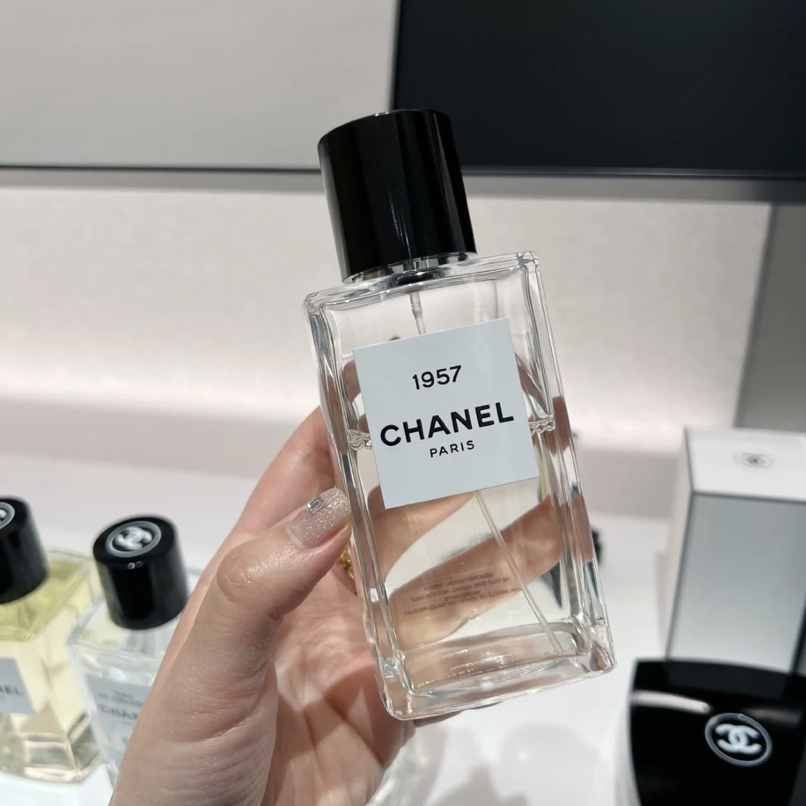 CHANEL 1957 香水 200ml 1957 LES EXCLUSIFS DE CHANEL – Eau de Parfum - 2.5 FL. OZ. | CHANEL