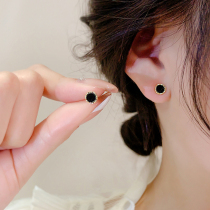 Mini earrings womens sterling silver ear piercing sleep free black round earrings niche design high-end silver needle earrings
