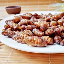 Shandong Zhou Village Special production fragrant and crisp silkworm chrysalis Crisp silkworm chrysalis 5-fragrant silkworm pupa bagged ready-to-eat good to taste good