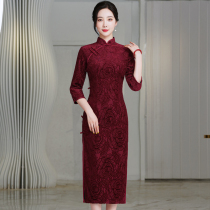 Retro improved new cheongsam long knee autumn and winter long sleeve slim temperament fashion young mother dress red