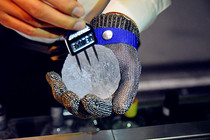 Gold wine set Bartender special anti-knife cut anti-freeze cut ice saw ice cut ice ice hockey gloves 