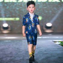 Boy suit suit short sleeve 2021 new childrens catwalk piano performance clothing small host dress