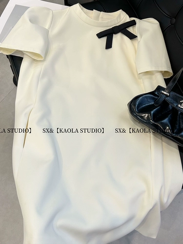 Дизайнерское платье с бантиком, милая юбка, коллекция 2023, свободный крой, тренд сезона