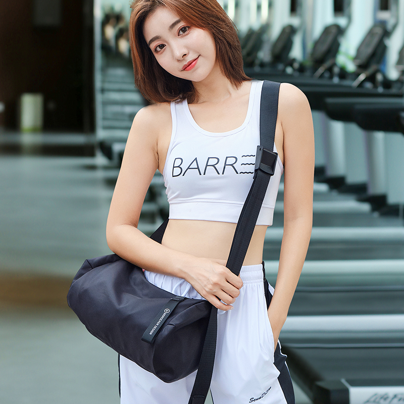 Sports Bag Women Slant Fitness Small Backpack Water Bucket Bag Men One Shoulder Cylinder Bag Travel Bag Portable Yoga Bag