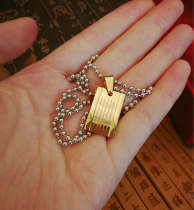 Thailand Flemish Azannu Five Scriptures Bracelet Pending with Original Temple Box