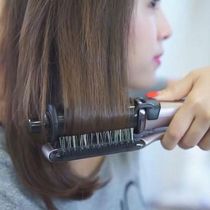Inner buckle curler straight curly hair comb Electric rotating dual-use does not hurt from the dynamic wave head short hair lazy artifact