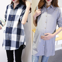 Autumn new large plaid pregnant womens shirt loose large size coat Spring and autumn fashion Korean maternity striped shirt