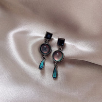Light luxury charm blue retro gem crystal drop earrings 925 silver needle Baroque style earrings Niche design simple earrings