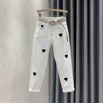 European embroidery heart jeans womens summer 2021 new high waist stretch slim slim nine-point small pants white